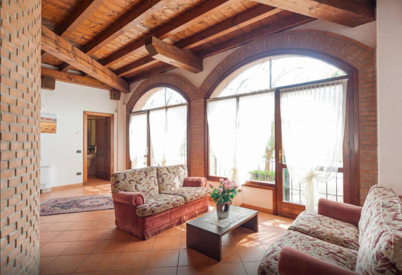 Cascina Tabachera X10 Country House Sirmione Garda Lake ปอสโซเลงโก ห้อง รูปภาพ